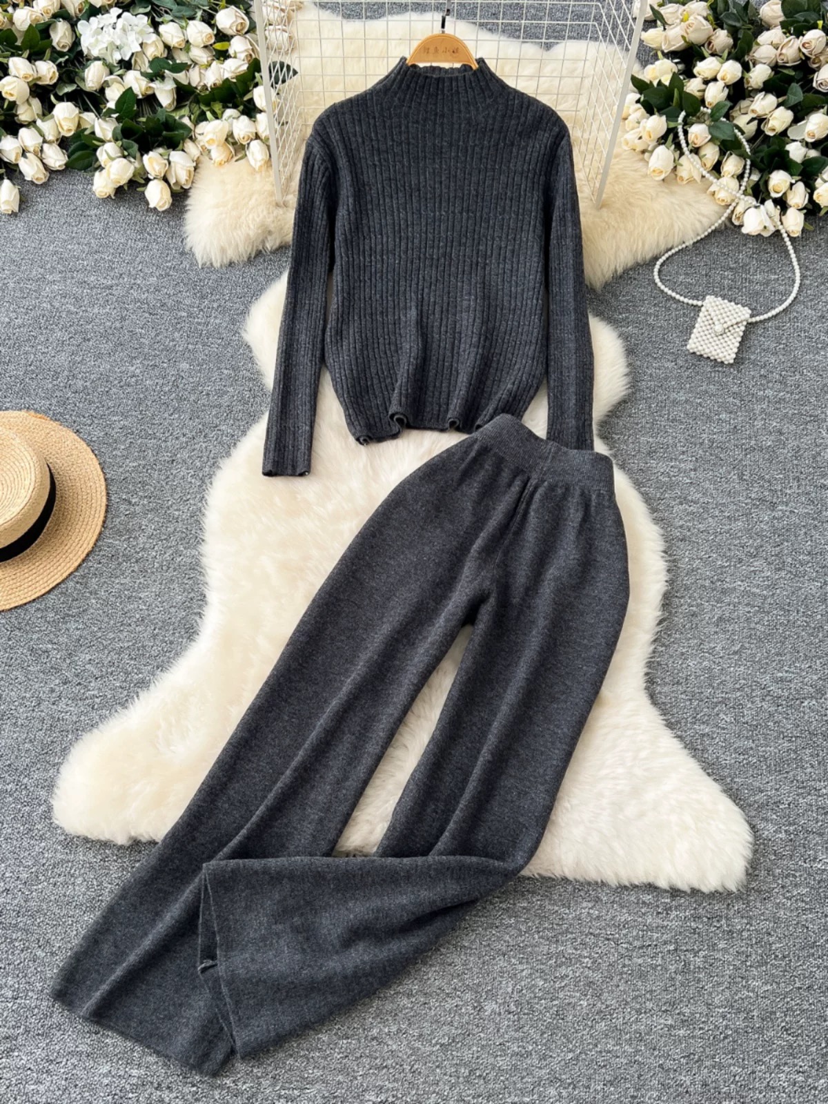 Cozy worries set KTP261 images